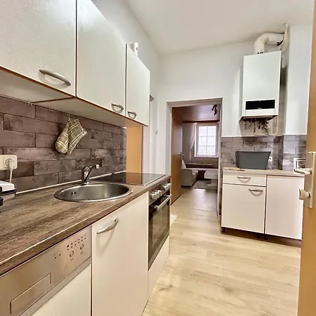 In - Mit Parkplatz & 2 Schlafzimmer Apartment