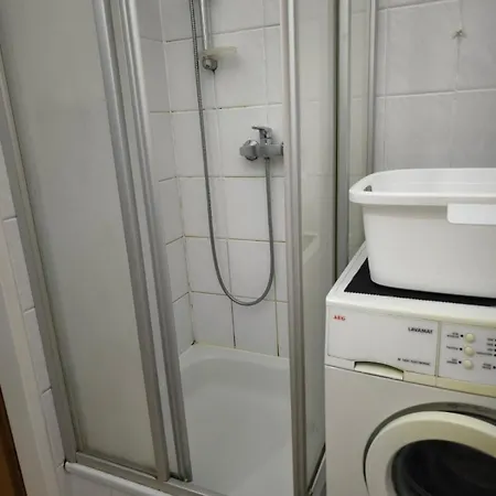 In - Mit Parkplatz & 2 Schlafzimmer Lejlighed *